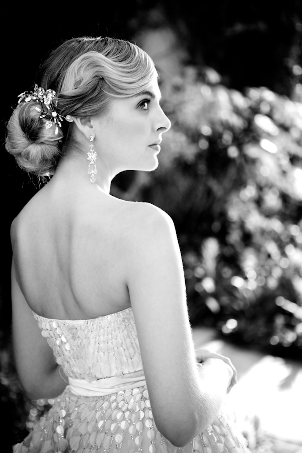 photo by Seattle based wedding photographers La Vie Photography - Timeless Beauty at the Races - fashion shoot at the Del Mar racetrack 